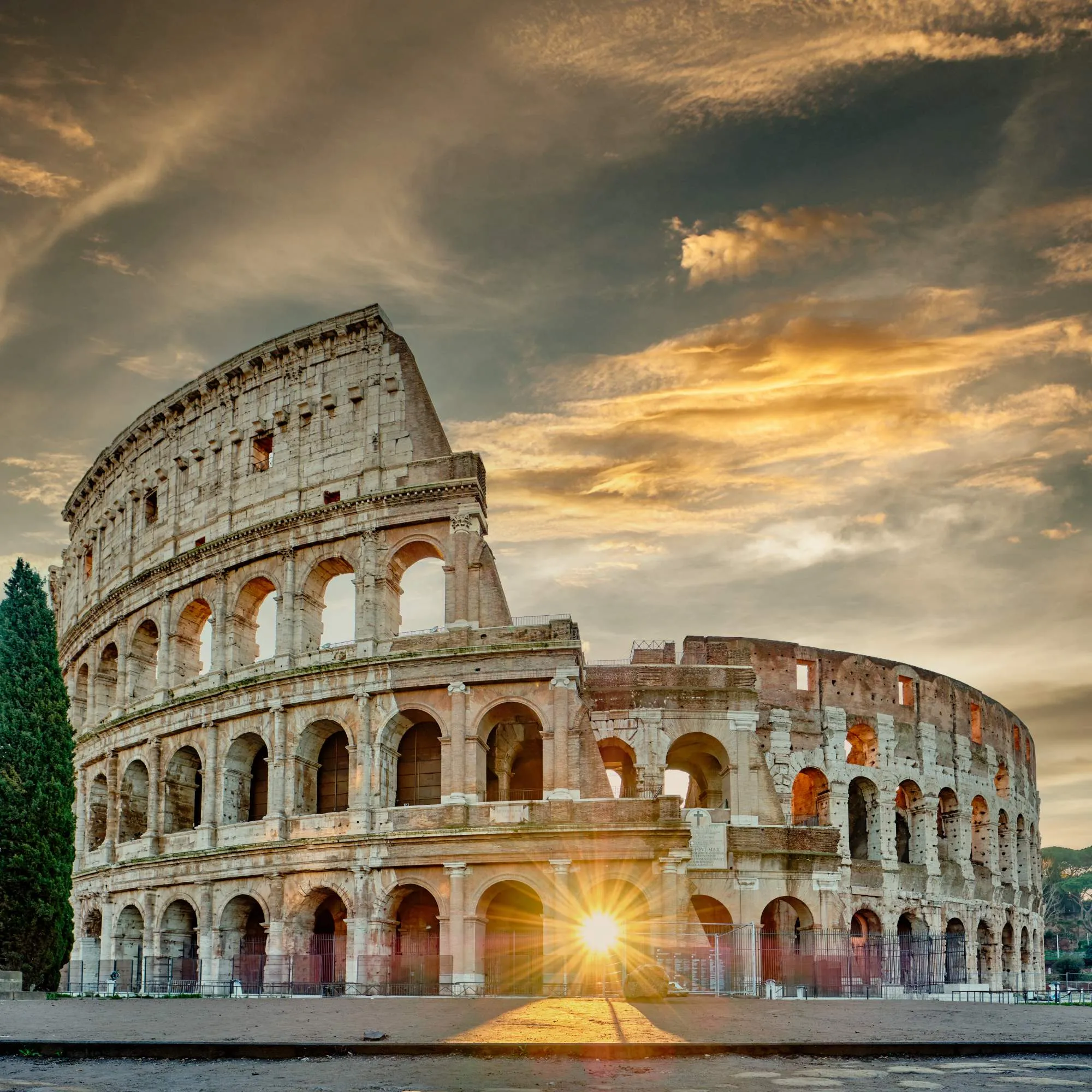 Colosseo-Tramonto-Sole-quadrata
